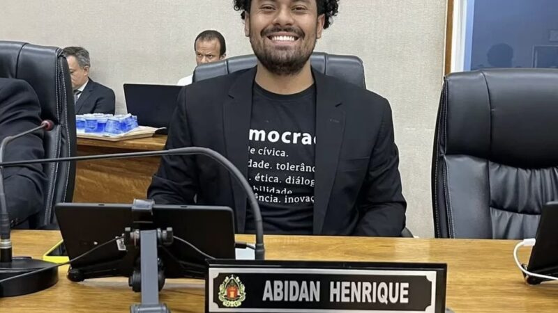 Único vereador de oposição de Embu das Artes é cassado pela Câmara