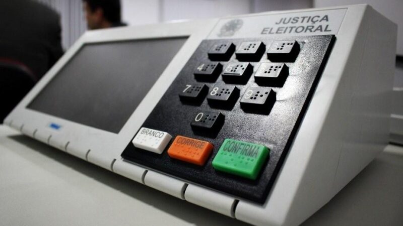 Disputa ferrenha por apoiadores: As intrigas por espaço nas eleições