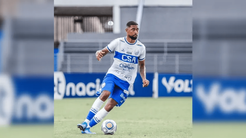 Zagueiro Paulo César retorna ao CSA após fim de empréstimo no Santa Cruz