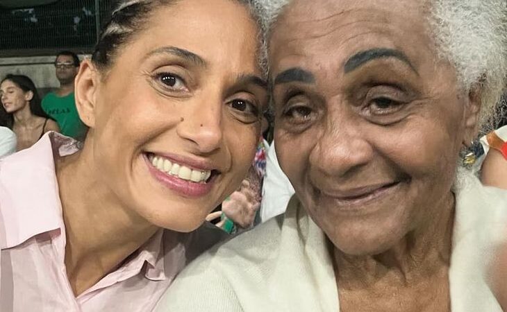 Camila Pitanga publica foto rara ao lado de sua mãe, a atriz Vera Manhães