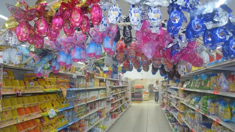 Veja preços de ovos de chocolate e outros produtos da Páscoa comercializados em Maceió