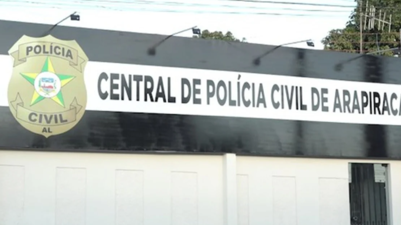 Estudante sofre violenta agressão na porta de escola em Arapiraca