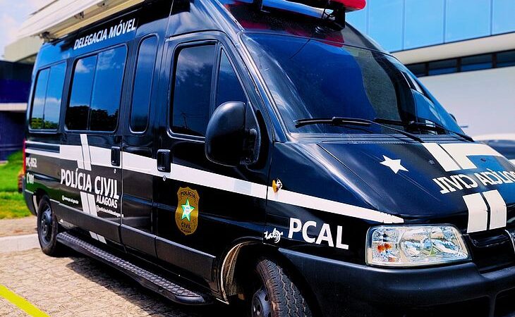 Polícia Civil instalará delegacia móvel da mulher no estádio Rei Pelé durante jogo CRB x Altos