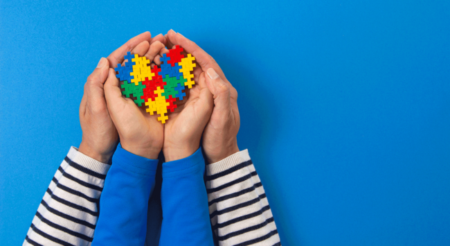 Projeto de lei propõe aplicação obrigatória de teste para identificação de autismo pelo SUS