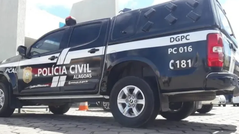 Morador de rua encontrado morto com ferimento no pescoço na Jatiúca