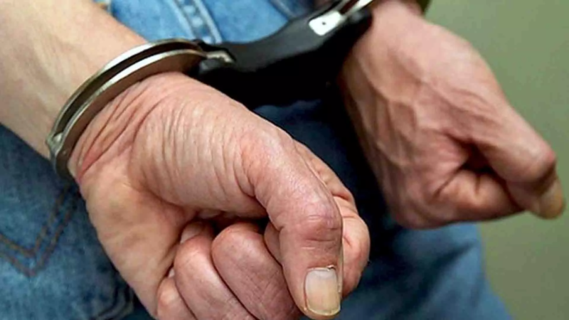 Homem é preso após manter mulher em cárcere privado em Arapiraca