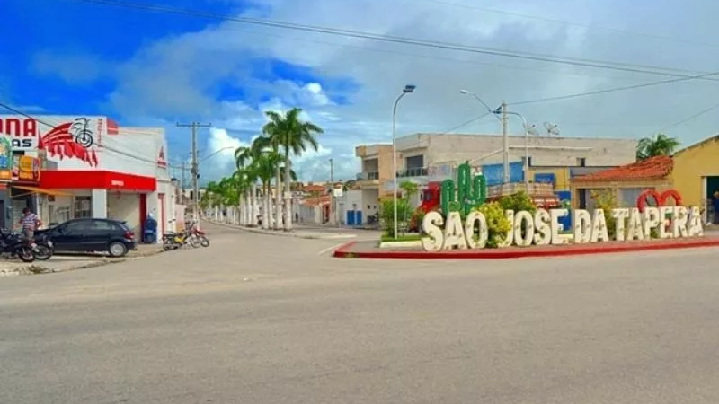 Criança com autismo é resgatada após permanecer ao lado de mãe morta em decomposição