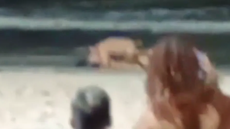 PC busca identificar casal que fazia sexo na praia da Ponta Verde