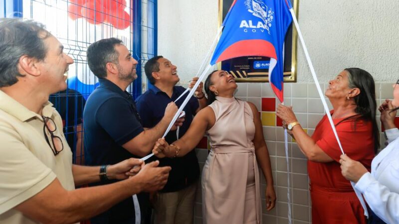 Em Palmeira, Dantas entrega escola e sobrevoa obras de hospital e duplicação da AL/115