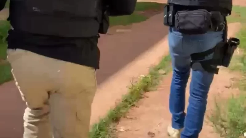 Suspeito de homicídio é preso no conjunto Cidade Sorriso