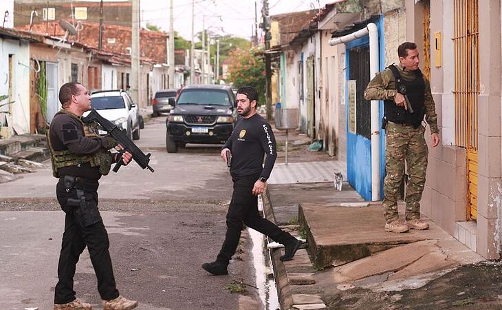 Três são presos em operação contra homicídio, roubo e tráfico de drogas em Maceió