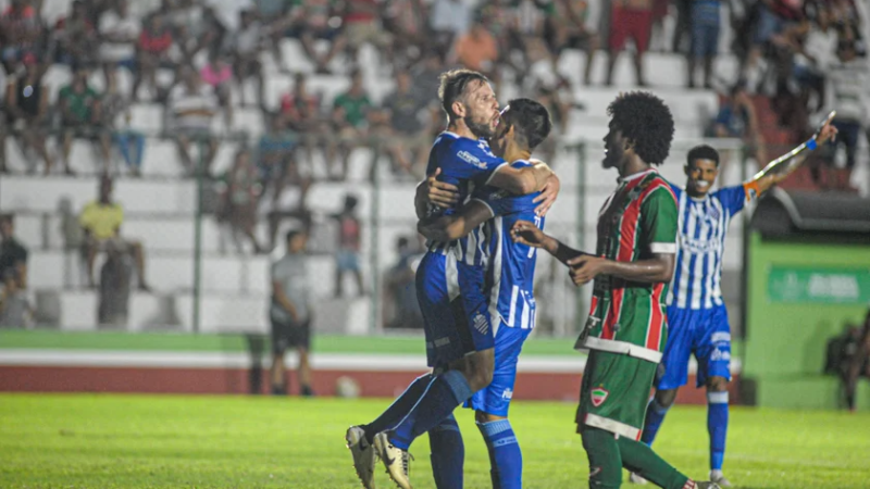 CSA domina CSE com vitória por 2×0 na seletiva: vantagem confortável para o jogo de volta