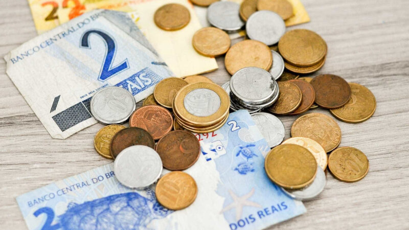 Salário mínimo em 2028 é de R$ 1.772, esclarece secretário do Orçamento