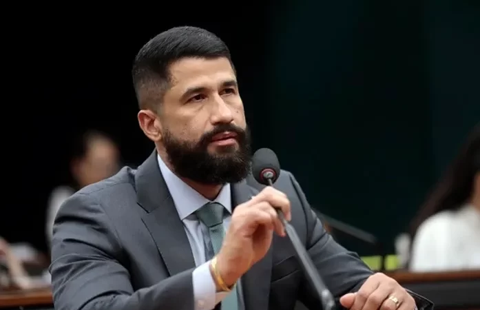 Deputado Federal Delegado Fabio Costa é nomeado coordenador estadual da Frente Parlamentar