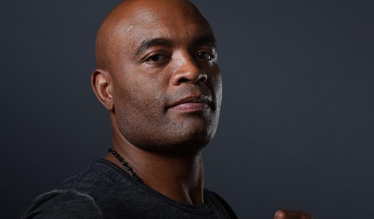 Anderson Silva anuncia reencontro com Chael Sonnen em luta de boxe