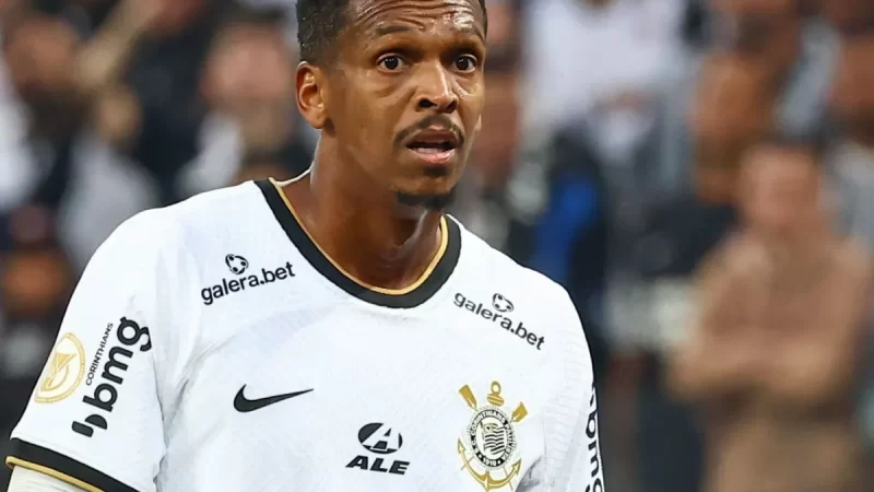 Ex-Corinthians, Jô se manifesta e explica prisão por não pagar pensão