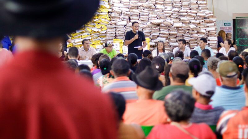 Prefeitura de Palmeira dos Índios  entrega 23 toneladas de sementes para agricultores