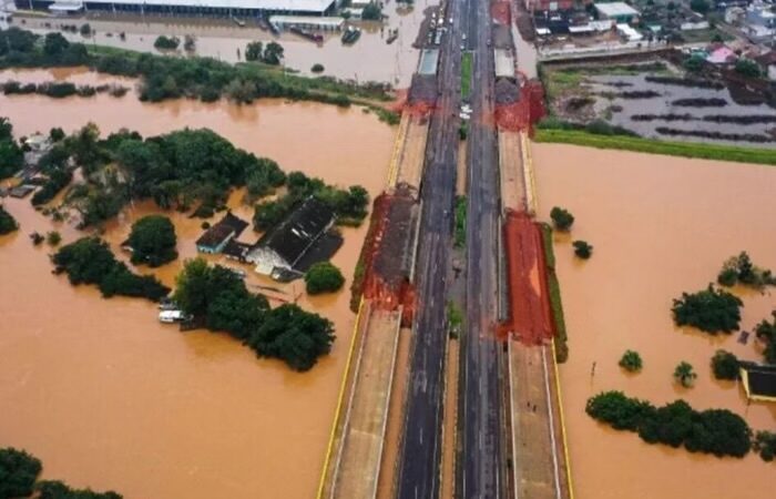 Número de municípios atingidos pelas chuvas no RS chega a 471
