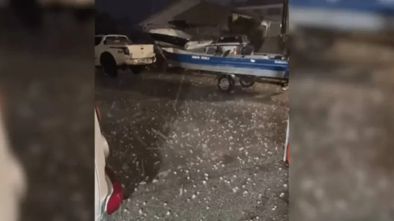 Inundada, cidade gaúcha de Pelotas recebe chuva de granizo