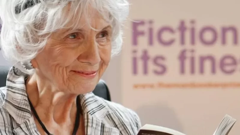 Morre a escritora Alice Munro, Nobel de Literatura
