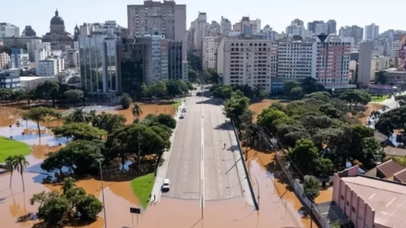Mortes por calamidade no RS chegam a 126, e há 141 desaparecidos