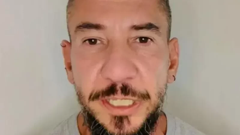 Rodolfo denuncia abusos na igreja que frequentou