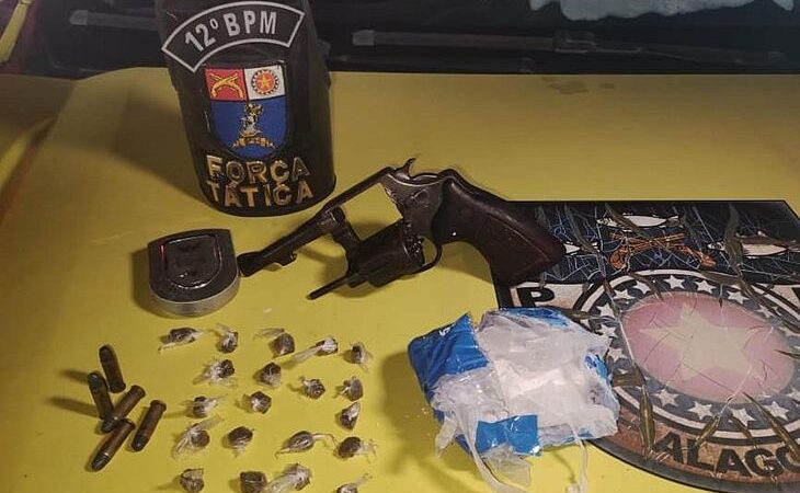 PM apreende 19 armas de fogo e mais de 18 quilos de drogas em uma semana