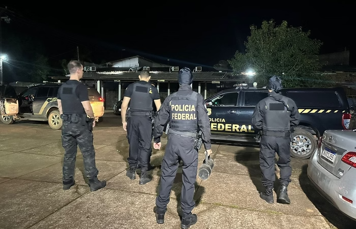 Quadrilha envia carros recheados de cocaína ao Peru