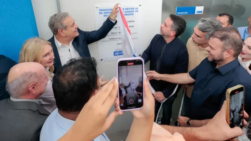 Paulo Dantas e Ronaldo Lessa inauguram novo Gabinete do Vice-Governador