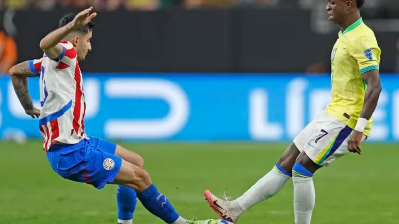 Brasil vence Paraguai e encaminha classificação na Copa América