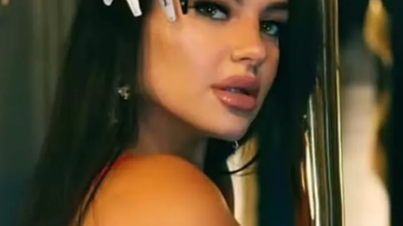 Saiba quem é a brasileira que foi filmada fazendo sexo com detento