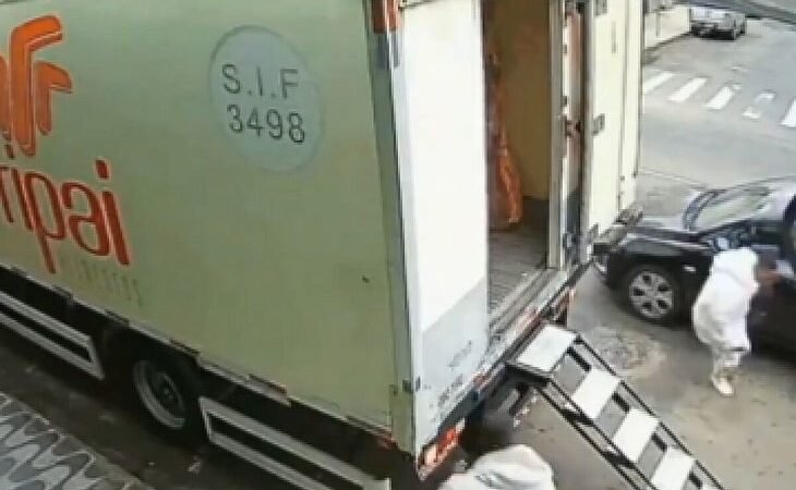 PM atira em entregador após briga por vaga de estacionamento