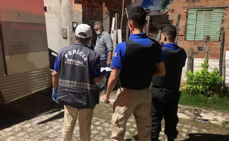 Adolescente de 16 anos foi morto com oito disparos em via pública, aponta perícia