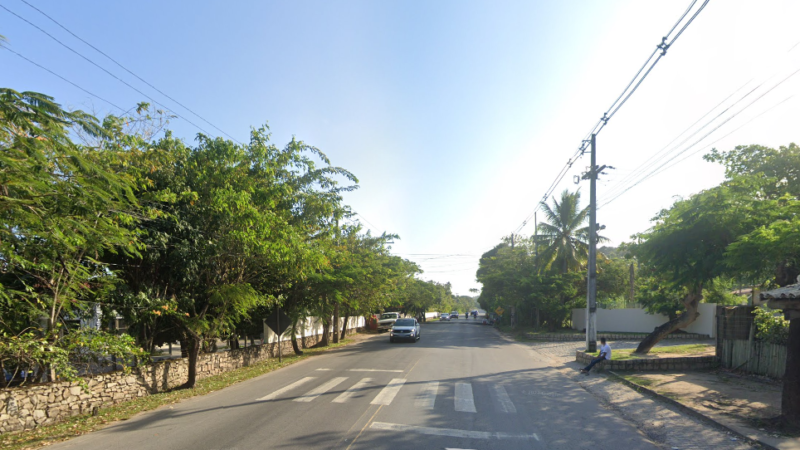 Motociclista é alvejado com dois tiros e tem moto roubada