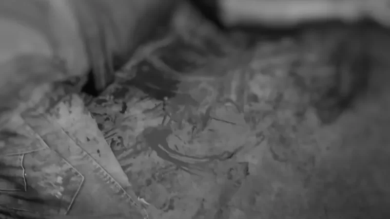 Padeiro é socorrido em estado grave após se ferir com faca