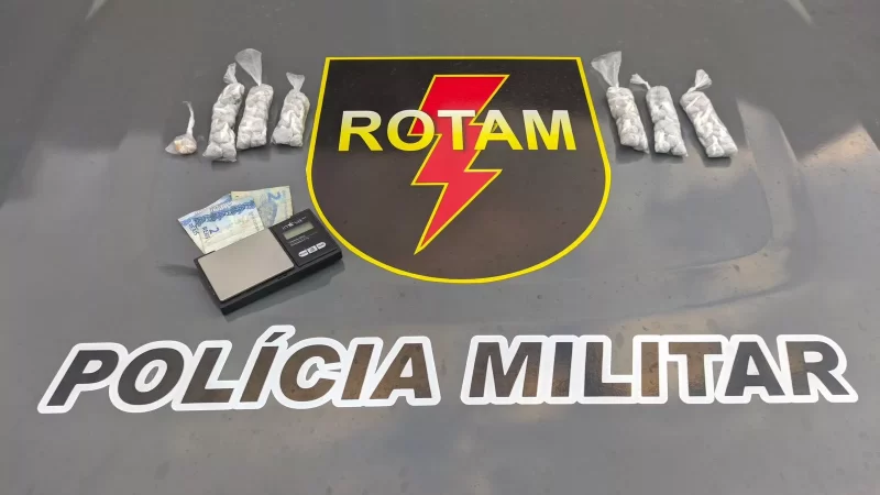 Jovem é preso com drogas no Clima Bom, após tentar fugir da PM