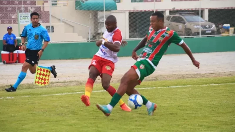 No Estádio Juca Sampaio em Palmeira dos Índios, CSE encara Juazeirense na briga pela classificação