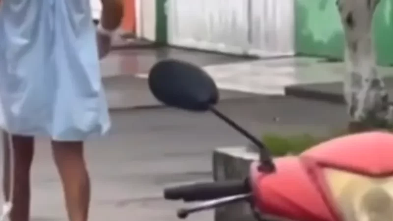 Paciente foge do HEA e é visto andando pelas ruas com soro e sonda