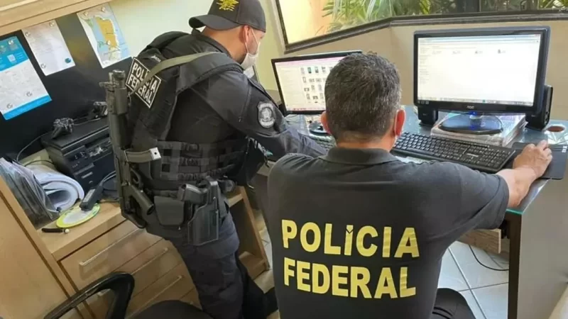 Polícia Federal descobre dispositivos ilegais para roubar dados em computadores do INSS