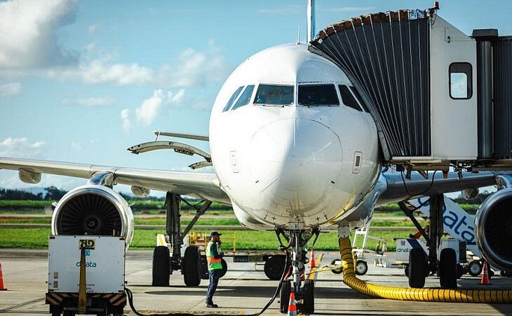 Governo lança primeira fase do Voa Brasil com passagens para aposentados