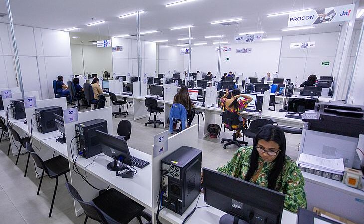 Centrais Já! Alagoas implantam novo sistema de atendimento ao público
