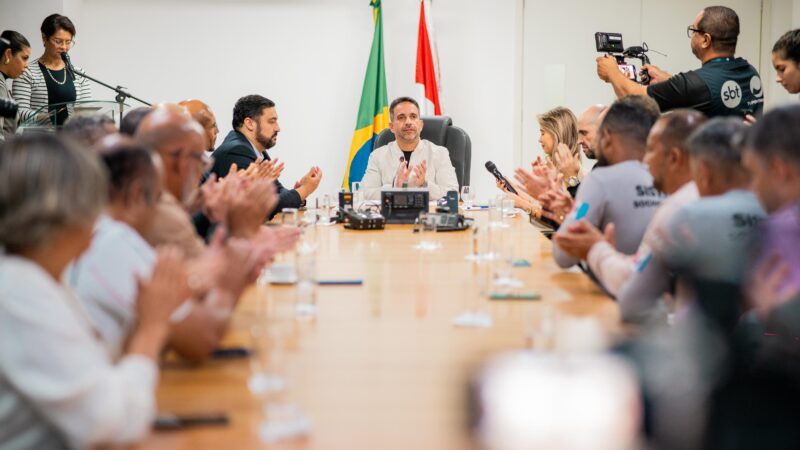 Governo de Alagoas entrega itens de segurança a agentes socioeducativos