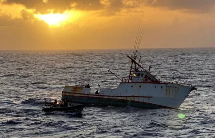 PCC contrata pescadores para levar cocaína até navios em alto-mar