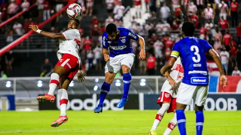 CRB recebe Avaí no Trapichão em meio a instabilidade