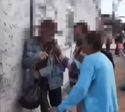 Idoso suspeito de importunação já mandava mensagens de cunho sexual para vítima há 5 dias