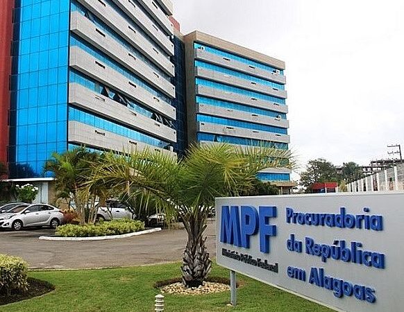 Justiça condena faculdades por irregularidades em cursos de graduação em Penedo