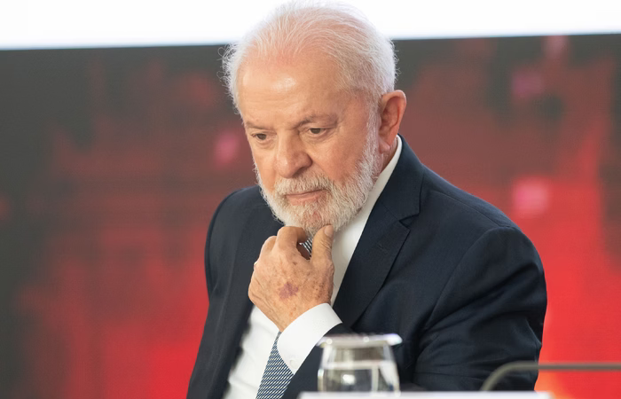 Incomodado, Lula fará cobrança a ministros em reunião