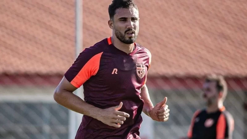 CRB mexe na zaga para encarar o Avaí no sábado