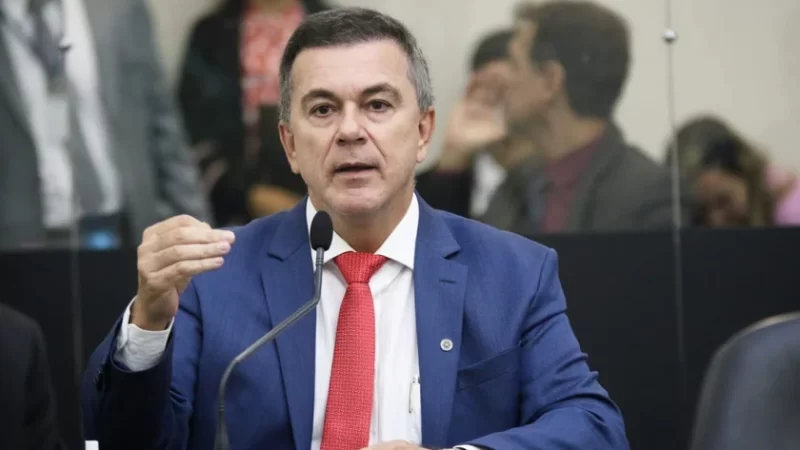 Ronaldo Medeiros apela a governador criação de carreira de professor indígena e quilombola