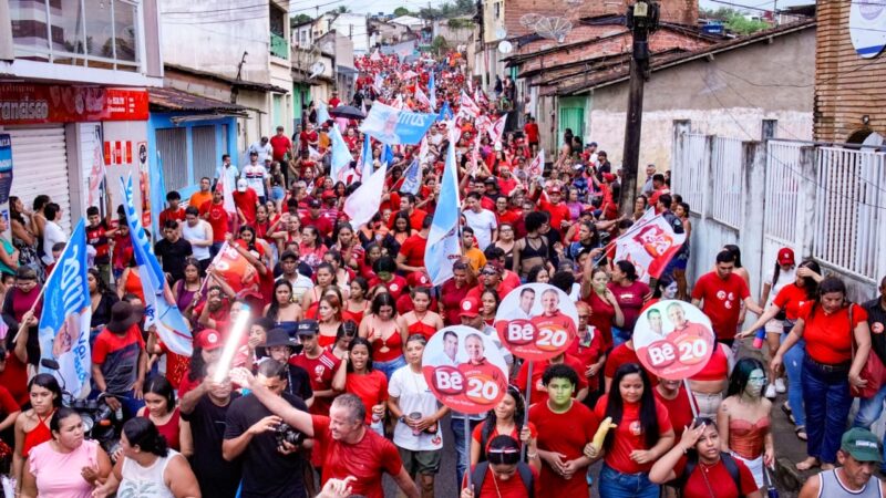 Flaubert Filho, com Rodrigo Pedrosa, coloca multidão nas ruas e dá grande passo para o terceiro mandato em Viçosa